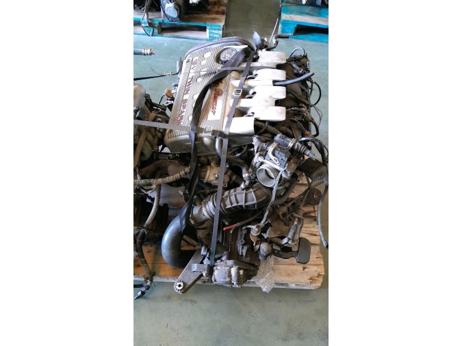 MOTOR CON ACCESORIOS Y CAJA DE CAMBIOS ALFA ROMEO 156 2000