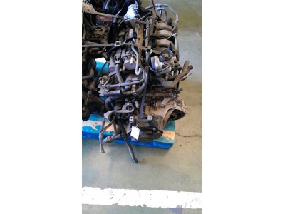 MOTOR CON ACCESORIOS Y CAJA DE CAMBIOS SEAT CORDOBA 2004