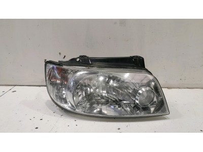 FARO DELANTERO DERECHO HYUNDAI MATRIX 2001
