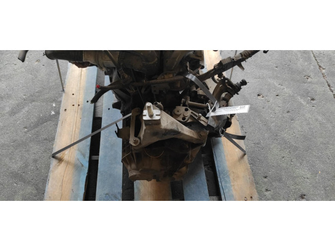 CAJA CAMBIOS FORD MONDEO 2001