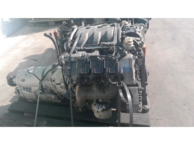 MOTOR CON ACCESORIOS Y CAJA DE CAMBIOS MERCEDES C 240 2005