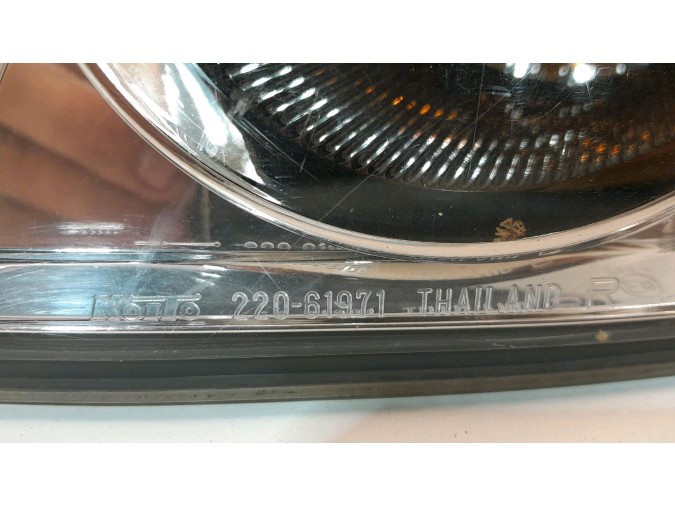 PILOTO TRASERO DERECHO MAZDA 6 2002