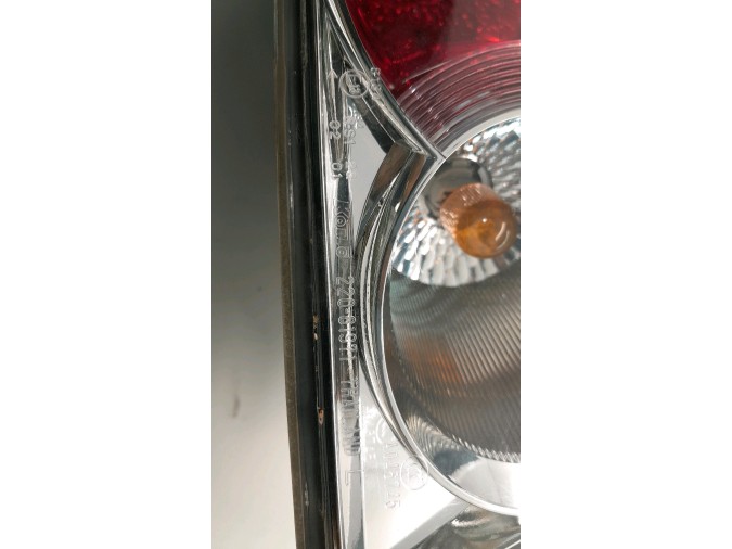 PILOTO TRASERO IZQUIERDO MAZDA 6 2002