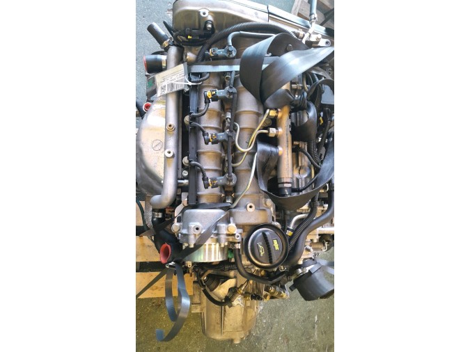 MOTOR CON ACCESORIOS Y CAJA DE CAMBIOS ALFA ROMEO 147 2003