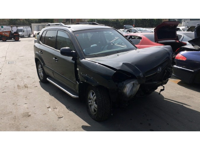INTERRUPTOR LEVALUNAS TRASERO DERECHO HYUNDAI TUCSON 2005