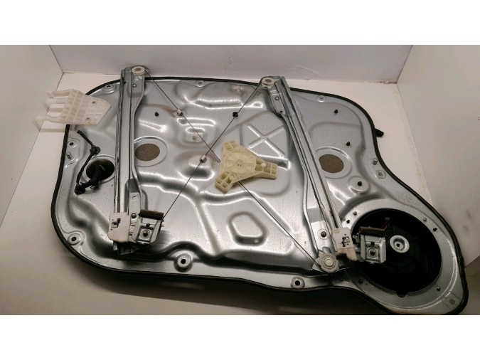 ELEVALUNAS DELANTERO DERECHO KIA CEED 2012