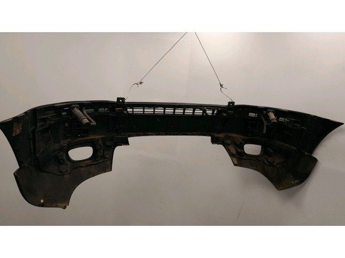 PARAGOLPES DELANTERO VOLVO XC90 NEGRO 2004