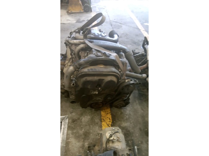 MOTOR CON ACCESORIOS SIN CAJA DE CAMBIOS VOLVO XC90 2004