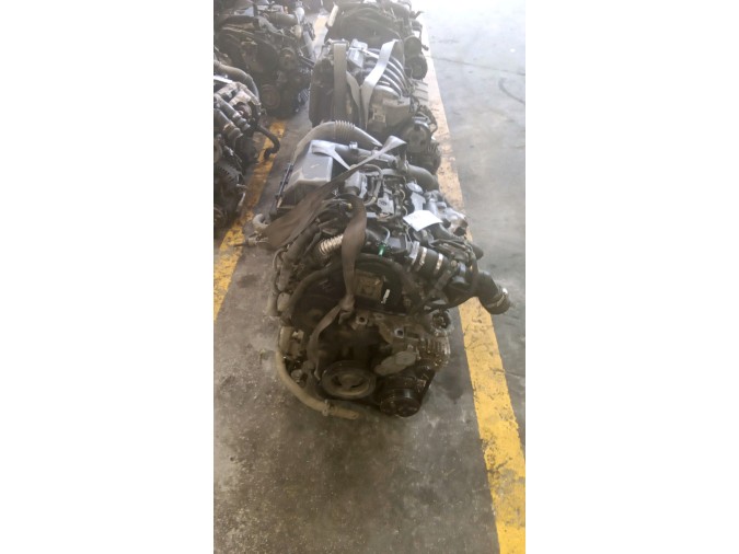 MOTOR CON ACCESORIOS SIN CAJA DE CAMBIOS PEUGEOT 407 2010