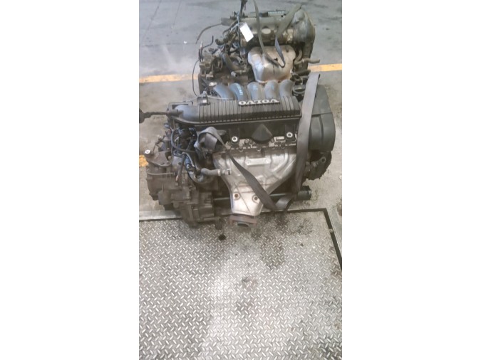 MOTOR CON ACCESORIOS Y CAJA DE CAMBIOS VOLVO S40 2008