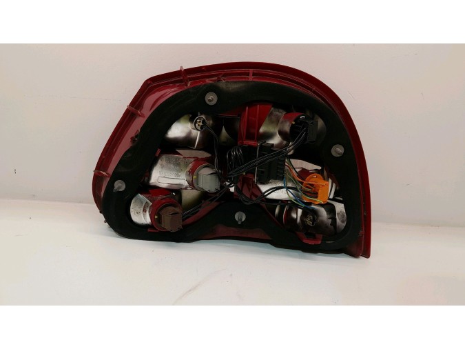 PILOTO TRASERO IZQUIERDO JAGUAR X-TYPE 2005