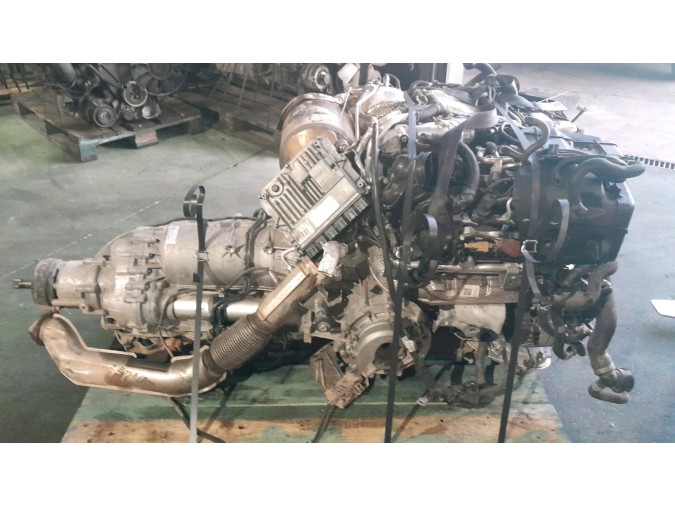 MOTOR CON ACCESORIOS Y CAJA DE CAMBIOS VOLKSWAGEN TOUAREG 2022