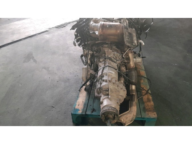 MOTOR CON ACCESORIOS Y CAJA DE CAMBIOS VOLKSWAGEN TOUAREG 2022