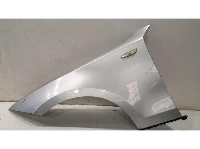 ALETA DELANTERA IZQUIERDA BMW SERIE 1 GRIS 38533