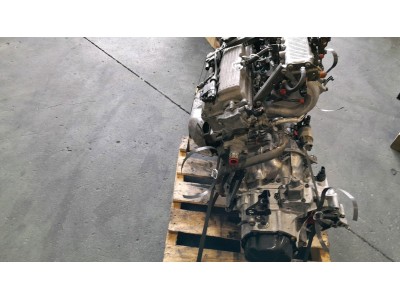MOTOR CON ACCESORIOS Y CAJA DE CAMBIOS SUZUKI BALENO 2001