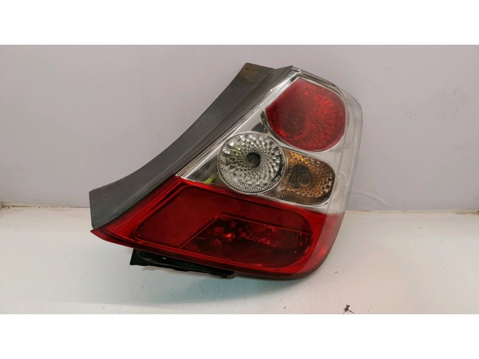 PILOTO TRASERO DERECHO HONDA CIVIC ROJO / BLANCO 2005