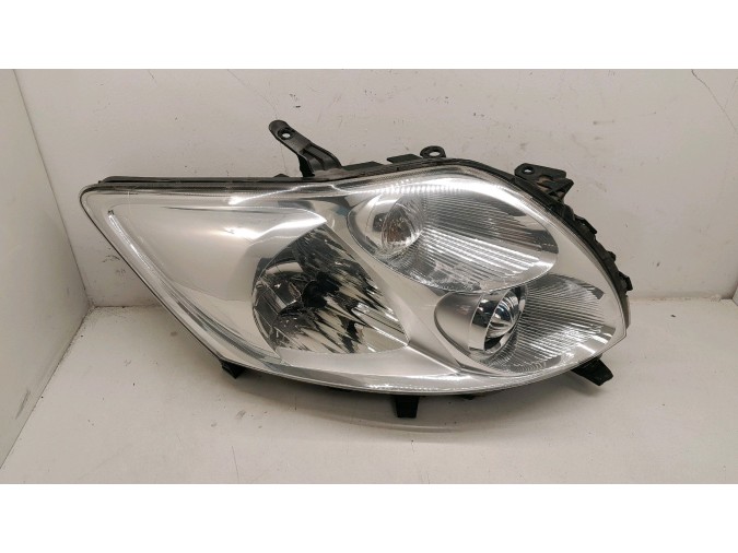 FARO DELANTERO DERECHO TOYOTA AURIS 2007