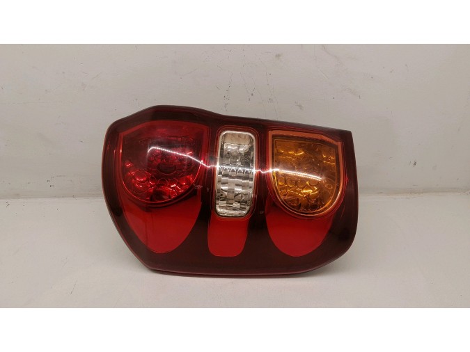 PILOTO TRASERO IZQUIERDO TOYOTA RAV4 2005