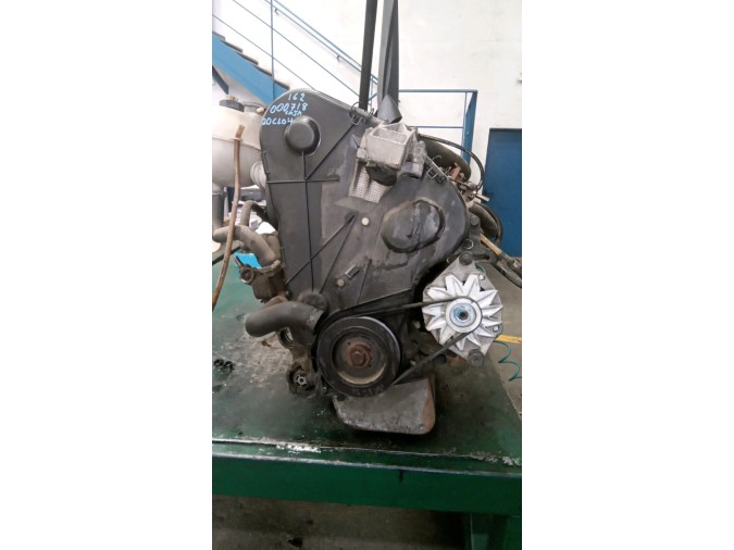 MOTOR CON ACCESORIOS Y CAJA DE CAMBIOS PEUGEOT 309 1992