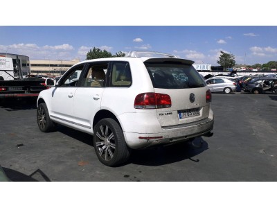 FARO ANTINIEBLA IZQUIERDO VOLKSWAGEN TOUAREG