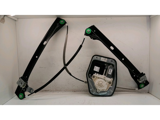 ELEVALUNAS DELANTERO DERECHO VOLKSWAGEN JETTA 2006