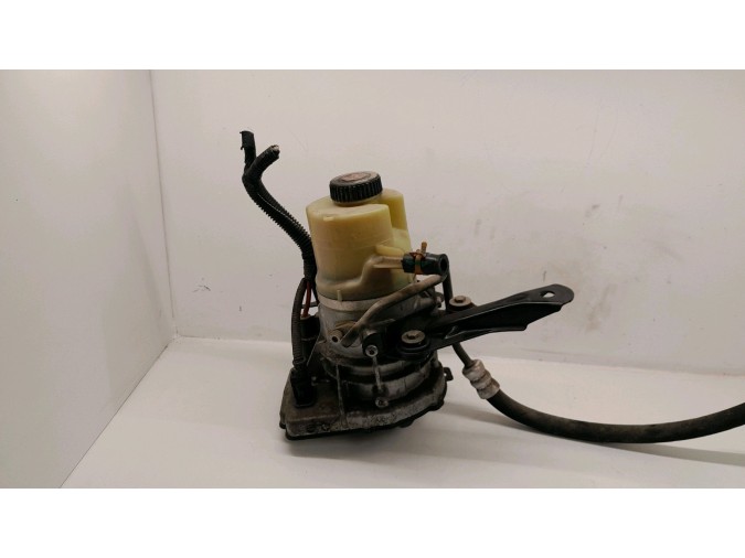 BOMBA SERVODIRECCION RENAULT TRAFIC 2015