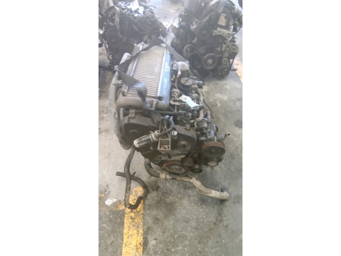 MOTOR CON ACCESORIOS Y CAJA DE CAMBIOS PEUGEOT 306 1995
