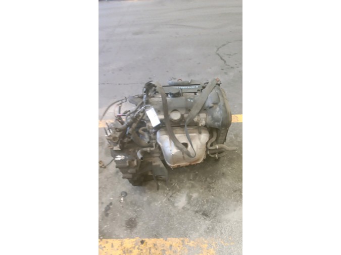 MOTOR CON ACCESORIOS Y CAJA DE CAMBIOS VOLVO S40 2004