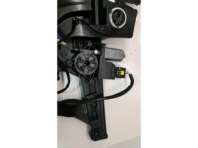 ELEVALUNAS DELANTERO DERECHO CITROEN BERLINGO 2019