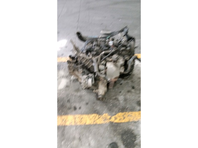 MOTOR CON ACCESORIOS Y CAJA DE CAMBIOS HYUNDAI SANTA FE 2004