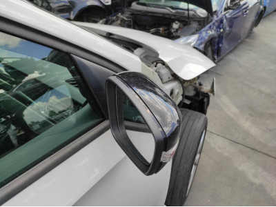 Retrovisor Derecho SKODA RAPID NEGRO 2016