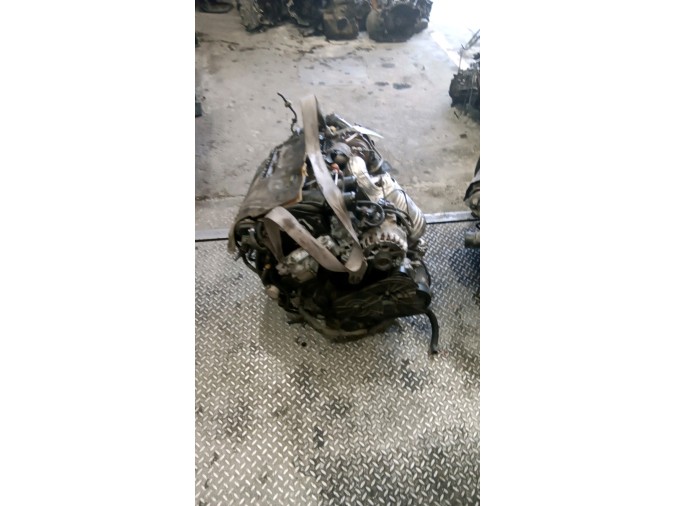 MOTOR CON ACCESORIOS SIN CAJA DE CAMBIOS CITROEN C4