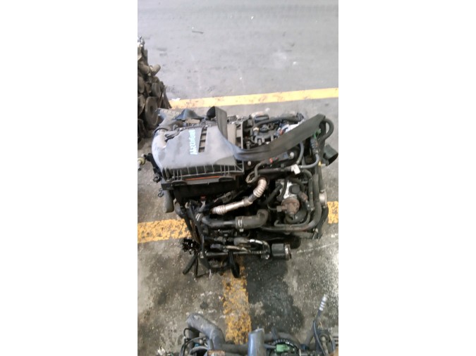 MOTOR CON ACCESORIOS SIN CAJA DE CAMBIOS CITROEN C4