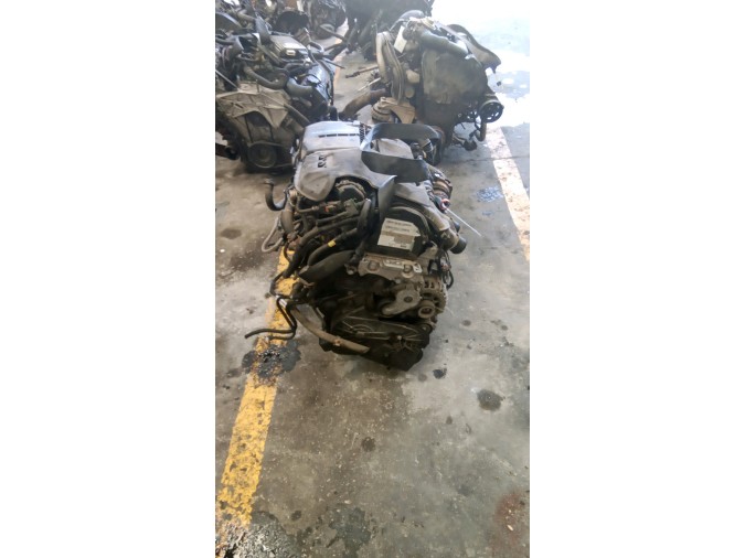 MOTOR CON ACCESORIOS SIN CAJA DE CAMBIOS CITROEN C4