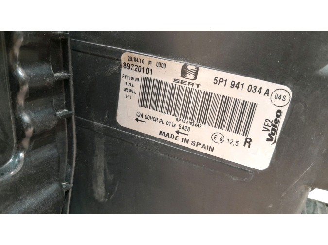 FARO DELANTERO DERECHO SEAT LEON 2010