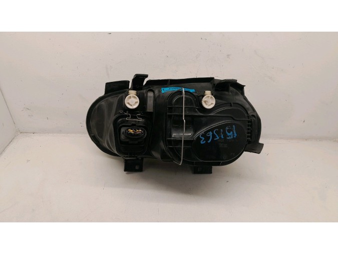 FARO DELANTERO DERECHO VOLKSWAGEN GOLF 2000