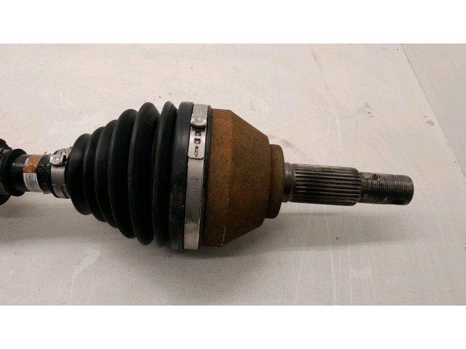 TRANSMISION DELANTERA IZQUIERDA NISSAN QASHQAI 2010