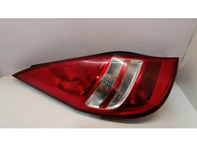 PILOTO TRASERO IZQUIERDO HYUNDAI I30 2010