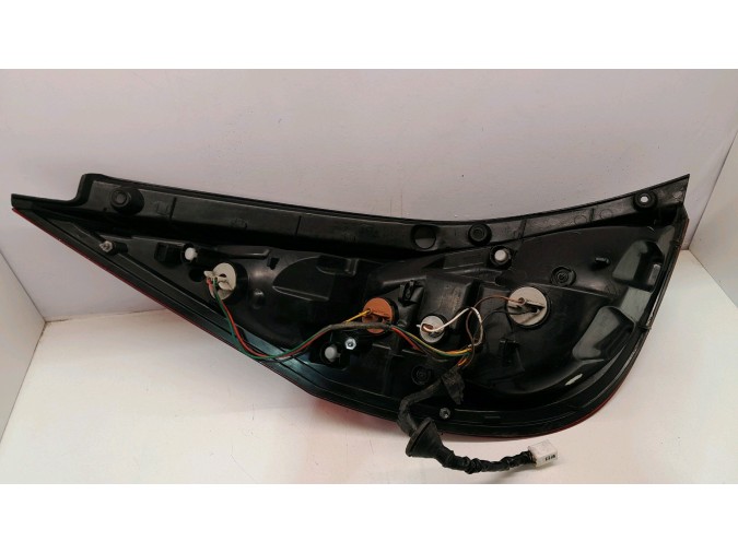 PILOTO TRASERO DERECHO HYUNDAI I30 2010