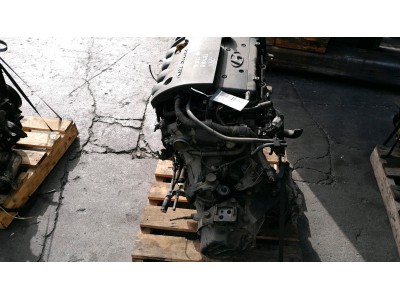 MOTOR CON ACCESORIOS Y CAJA DE CAMBIOS HYUNDAI I30 2010