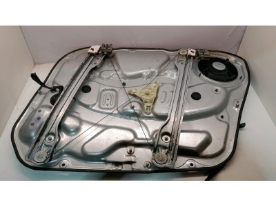 ELEVALUNAS DELANTERO IZQUIERDO HYUNDAI I30 2010