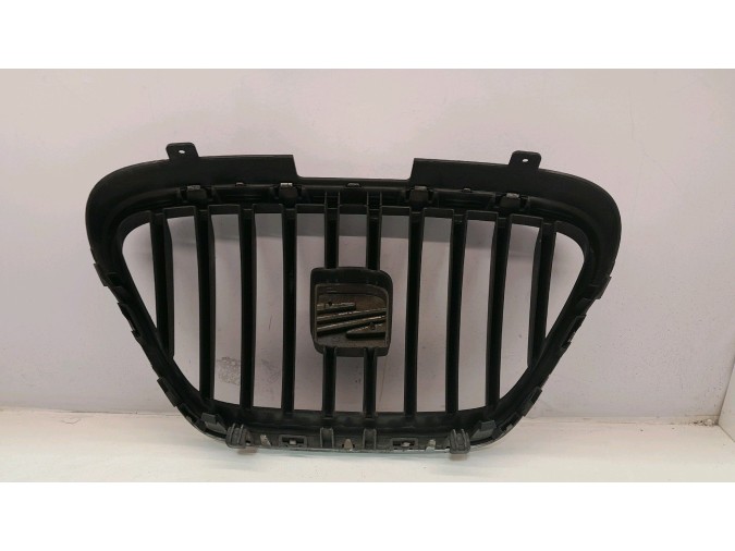REJILLA DELANTERA SEAT ALTEA XL 2013