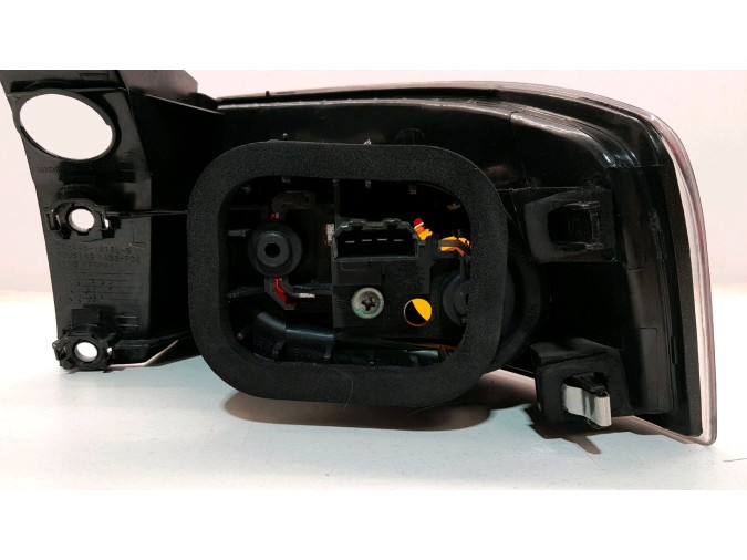 PILOTO TRASERO IZQUIERDO EXTERIOR SEAT IBIZA 2003