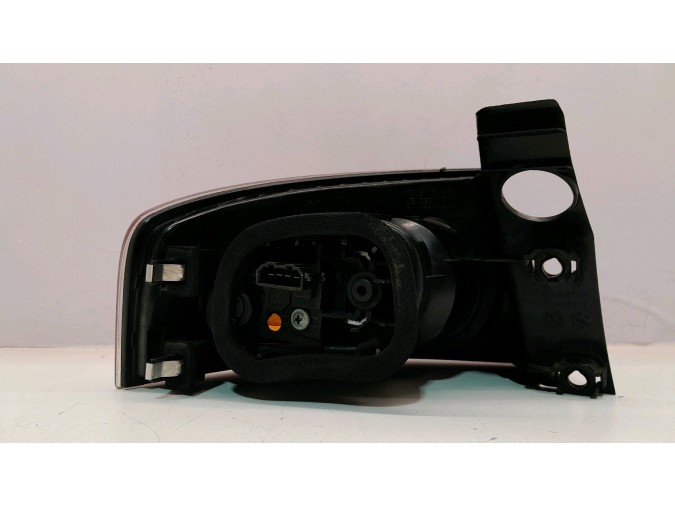 PILOTO TRASERO DERECHO EXTERIOR SEAT IBIZA 2003