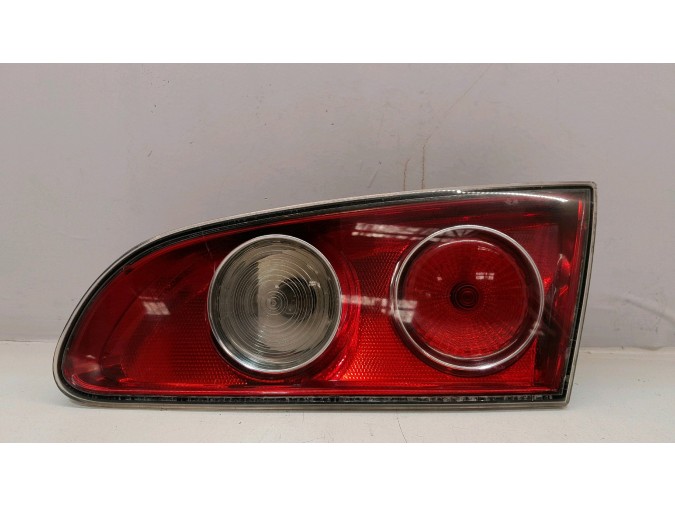 PILOTO TRASERO DERECHO INTERIOR SEAT IBIZA 2003