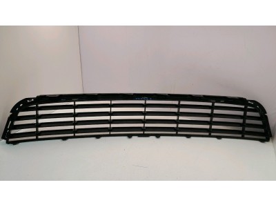 REJILLA DERECHA PARAGOLPES DELANTERO VOLKSWAGEN GOLF 2012