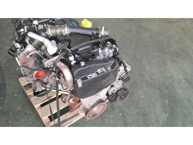 MOTOR CON ACCESORIOS SIN CAJA DE CAMBIOS DACIA DOKKER 2016