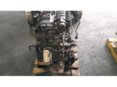 MOTOR CON ACCESORIOS Y CAJA DE CAMBIOS CITROEN XSARA 2003