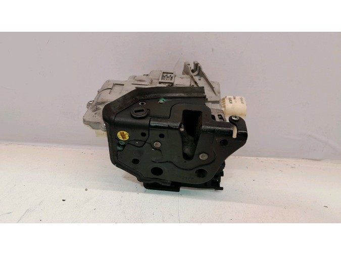 CERRADURA PUERTA TRASERA IZQUIERDA SEAT LEON 2008