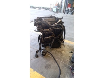 MOTOR CON ACCESORIOS Y CAJA DE CAMBIOS PEUGEOT BIPPER 2008